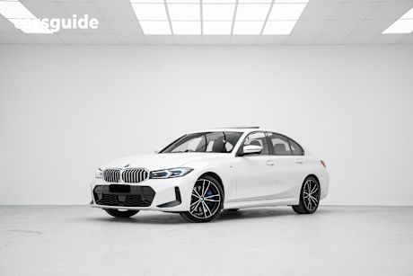White 2022 BMW 3 Sedan 330I M SPORT R