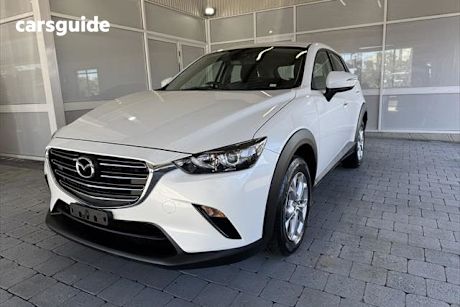 White 2023 Mazda CX-3 SUV MAXX SPORT F