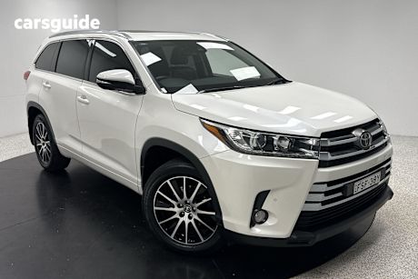 White 2017 Toyota Kluger SUV GRANDE 4WD