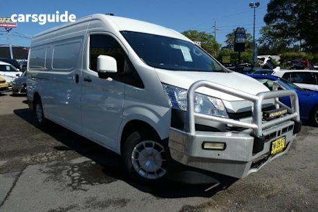 White 2019 Toyota HiAce Van Slwb