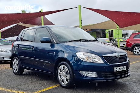 Blue 2011 Skoda Fabia Hatchback 77 Tsi