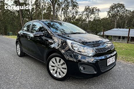 Black 2014 Kia RIO Hatch SLI F