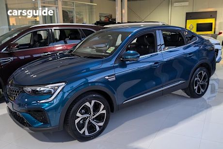 Blue 2024 Renault Arkana Coupe Techno