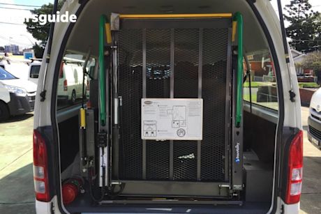 White 2017 Toyota HiAce Bus Commuter