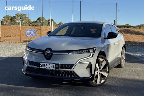 Grey 2023 Renault Megane E-Tech Wagon Techno Ev60