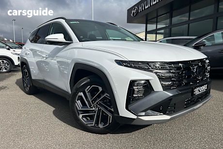 White 2024 Hyundai Tucson Wagon Premium Hybrid (Awd)