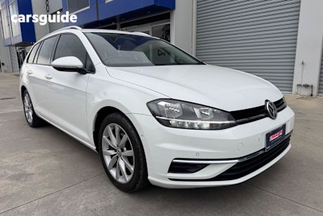 White 2017 Volkswagen Golf SUV 110TSI HIGHLINE F
