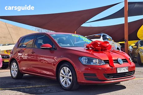 Red 2015 Volkswagen Golf Hatch 90TSI