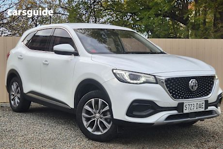 White 2021 MG HS SUV CORE F