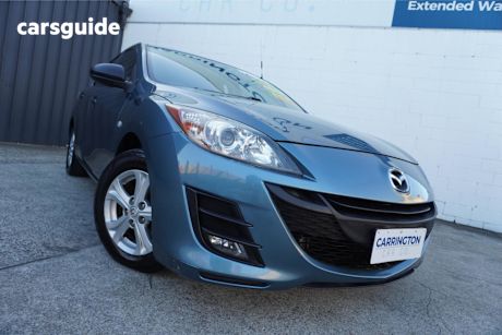 Blue 2010 Mazda 3 Hatchback Maxx