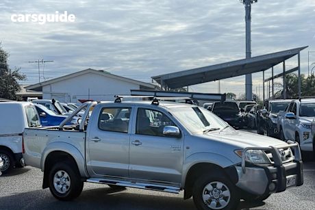 Silver 2007 Toyota Hilux Ute Tray SR5 4X4