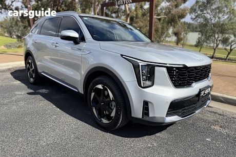 Silver 2024 Kia Sorento Wagon Sport+ 7 Seat