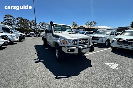 White 2019 Toyota Landcruiser Ute Tray GXL 4X4