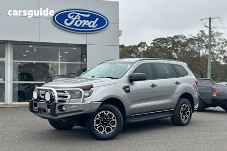 Grey 2016 Ford Everest SUV AMBIENTE 4X4