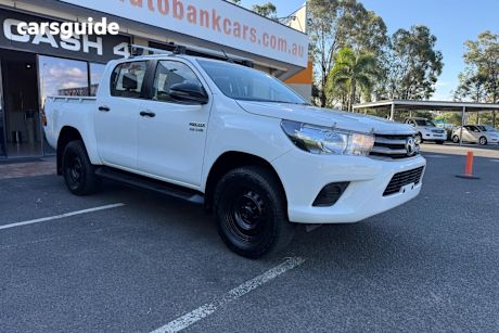 White 2017 Toyota Hilux Ute Tray SR HI-RIDER R