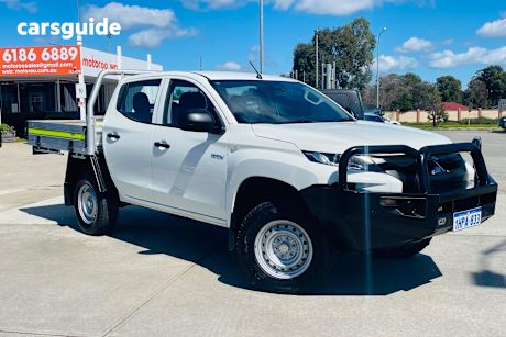 White 2022 Mitsubishi Triton Ute Tray GLX 4X4