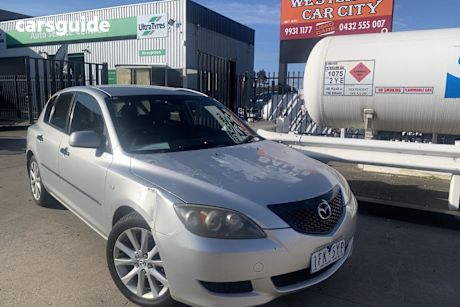 Silver 2006 Mazda Mazda3 Hatch NEO