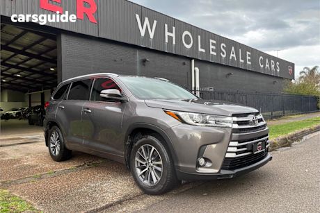 Grey 2016 Toyota Kluger SUV GXL 4WD