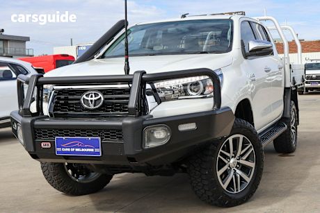 White 2019 Toyota Hilux Ute Tray SR5 4X4