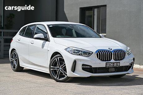 White 2022 BMW 1 Hatch 118I M SPORT F