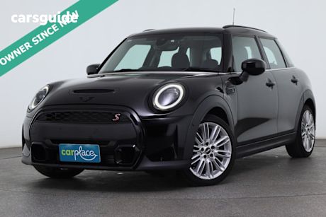 Black 2021 Mini Cooper Hatchback S Classic 5D Hatch
