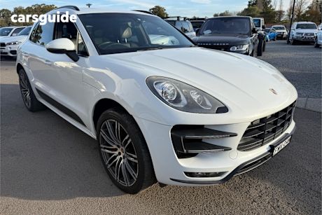 White 2015 Porsche Macan SUV TURBO 4WD