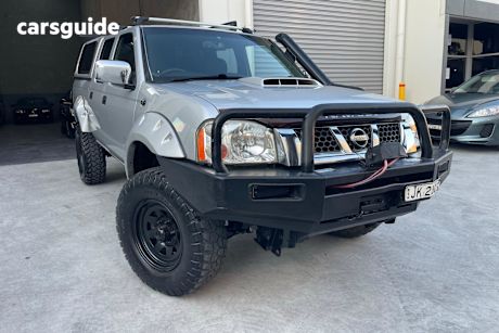 Silver 2014 Nissan Navara Ute Tray ST-R 4X4