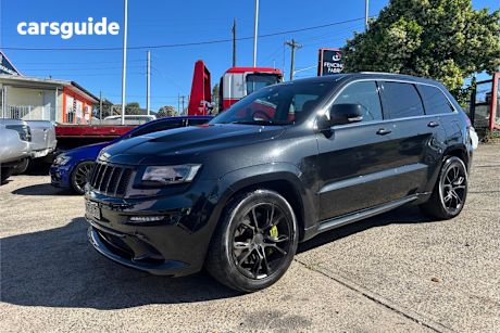 Black 2013 Jeep Grand Cherokee Wagon Srt 8 (4X4)