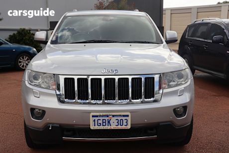 Silver 2011 Jeep Grand Cherokee Wagon Limited (4X4)