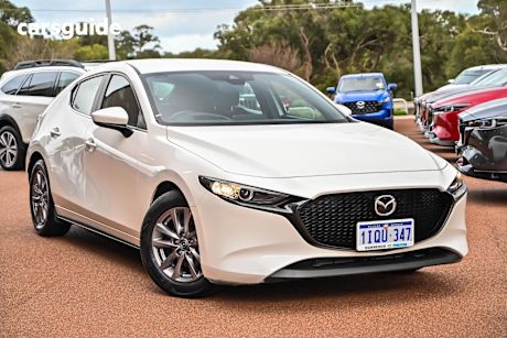White 2021 Mazda Mazda3 Hatch G20 PURE F
