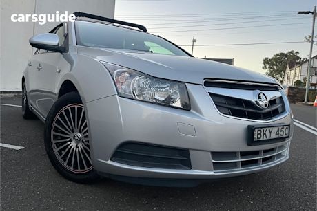 Silver 2009 Holden Cruze Sedan Cd