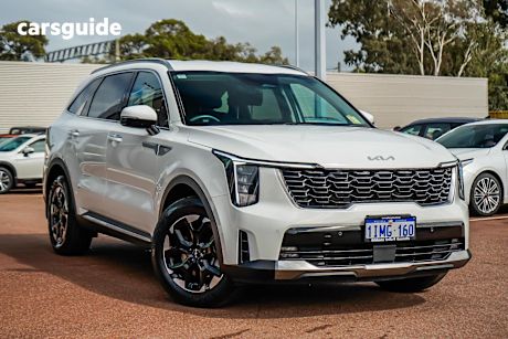 White 2024 Kia Sorento SUV SPORT F