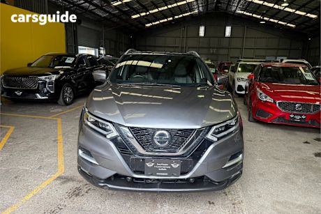 Grey 2018 Nissan Qashqai Wagon Ti