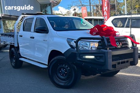 White 2020 Toyota Hilux Ute Tray WORKMATE 4X4