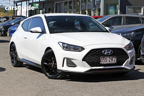 White 2019 Hyundai Veloster Hatch TURBO F