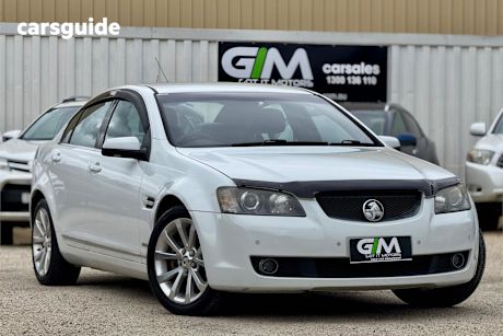 White 2010 Holden Calais Sedan V