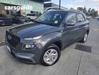 Grey 2025 Hyundai Venue Wagon