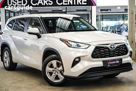 White 2024 Toyota Kluger SUV GX F