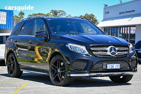 Black 2017 Mercedes-Benz GLE-Class SUV GLE500 E 4WD