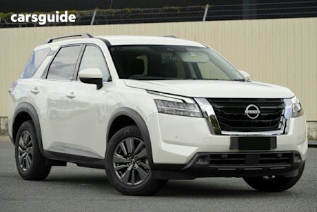 White 2024 Nissan Pathfinder Wagon St-L (2Wd)
