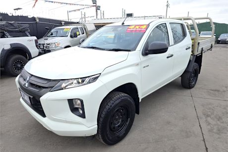 White 2019 Mitsubishi Triton Double Cab Chassis Glx Adas (4X4)