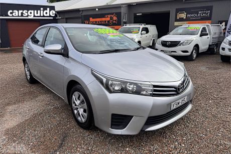 Silver 2016 Toyota Corolla Sedan Ascent