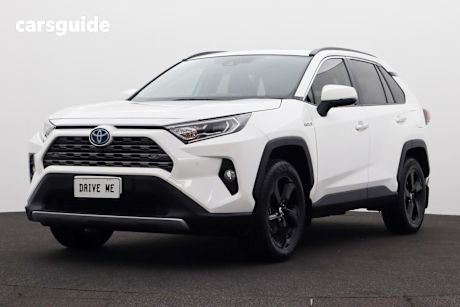 White 2021 Toyota RAV4 SUV CRUISER F