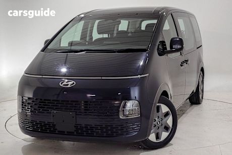 Blue 2022 Hyundai Staria Wagon
