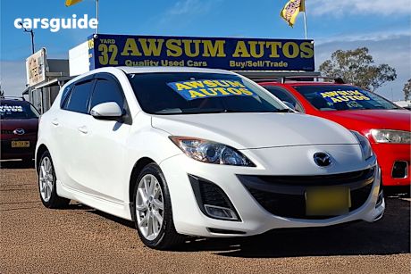White 2010 Mazda Mazda3 Hatch SP25 F