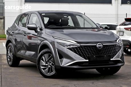 Grey 2025 Nissan Qashqai Wagon St