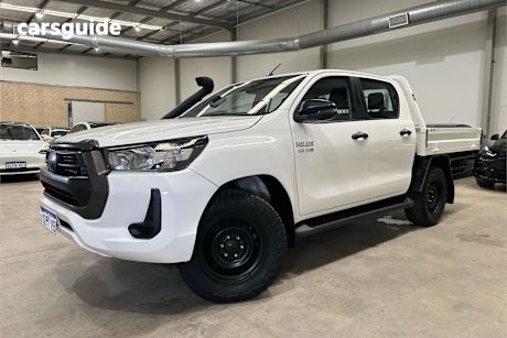 White 2021 Toyota Hilux Ute Tray SR