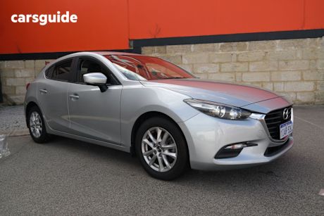 Silver 2018 Mazda Mazda3 Hatch NEO SPORT F