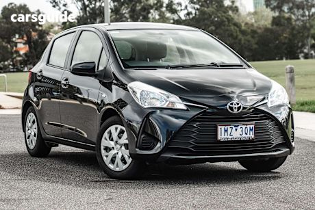Black 2018 Toyota Yaris Hatchback Ascent