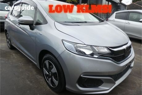 Silver 2018 Honda Fit Hatchback (Hybrid)